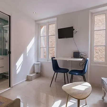 Maison Denise - Suquet Vue Sur La Cathedrale Cannes